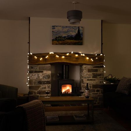 Family Country Cottage With Stunning Mountain Views Myddfai Extérieur photo